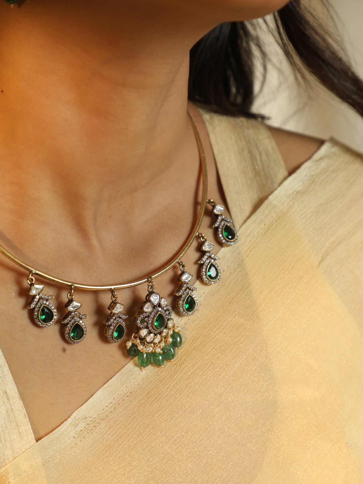 V Necklace 14